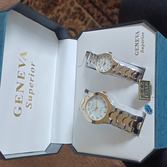 Geneva Accessories - Brand new 2 watch comes with box special ✨️